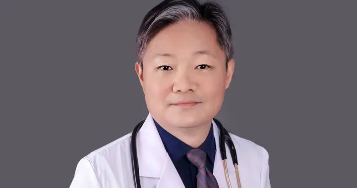 53歲湘雅二醫院唐浩醫生去世，最後露面滿頭白髮，爲學醫放棄保送