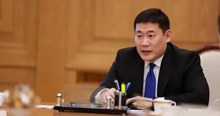 美國再遭挫敗，蒙古國親美總理倒臺：他曾準備向美國空運稀土