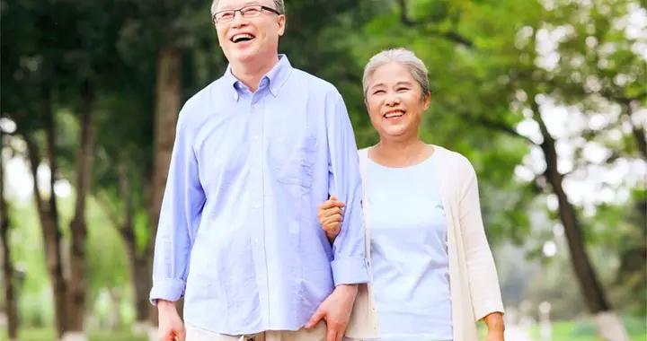 它是“夏天長壽菜”，建議中老年多喫，清熱解毒又除溼，樂過酷夏