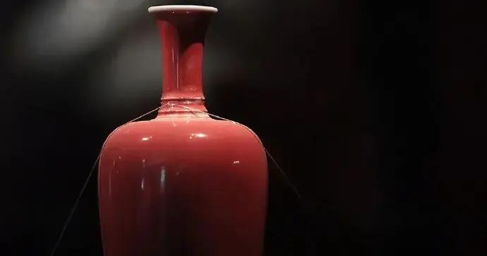 文物之內，中國紅！