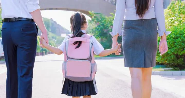 孩子感受到被愛的十個瞬間，若中3條以上，證明你是很成功的父母