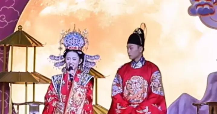 “最美新娘致辭”火了，感動公婆和父母，網友：背下來等二婚用