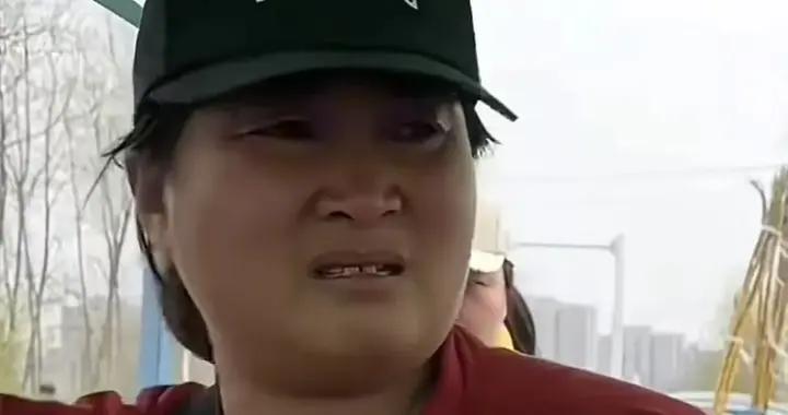 “我們付了錢，想扔就扔！”，“10元管飽”盒飯姐怒斥顧客浪費