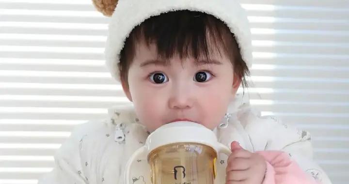 孩子戒奶粉再戒奶瓶？兒科醫生：錯！不僅會爛牙還會導致娃變笨