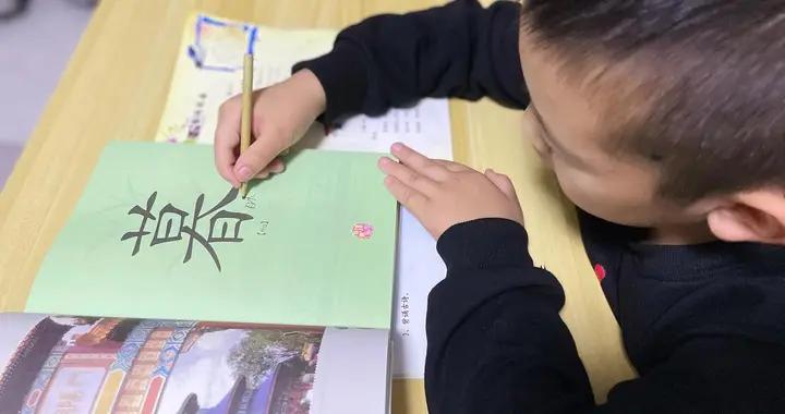 孩子最佳認字「時間」，並非3歲或4歲，這個年齡段識字量大爆發