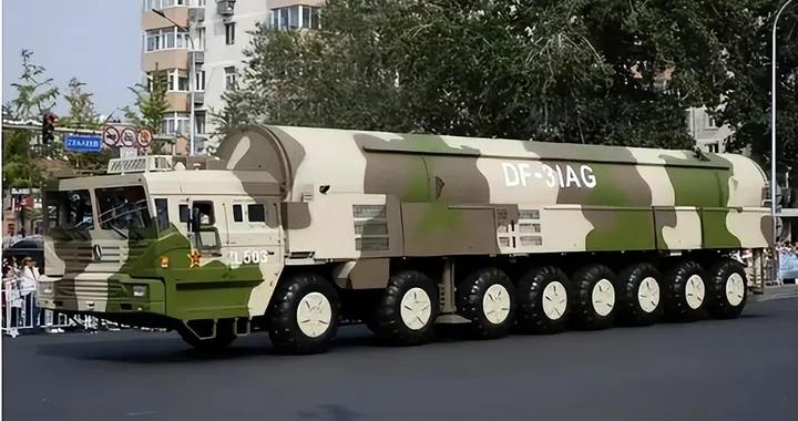 ​​12000公里射程！火箭軍亮劍太平洋，44年磨一劍東風-31AG有多強？​​