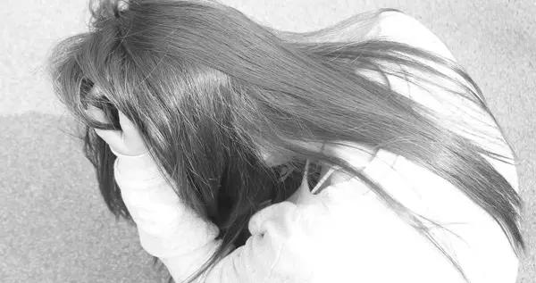 情緒總“emo”？可能不只是心情不好，自查是否有抑鬱傾向
