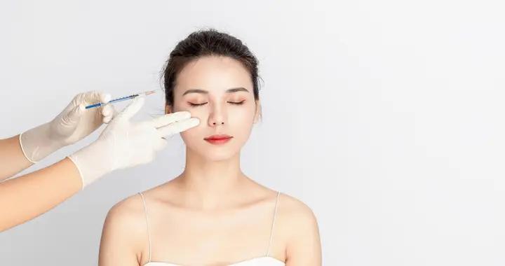 對抗法令紋不用愁，非手術和手術方法都在這，總有一款適合你