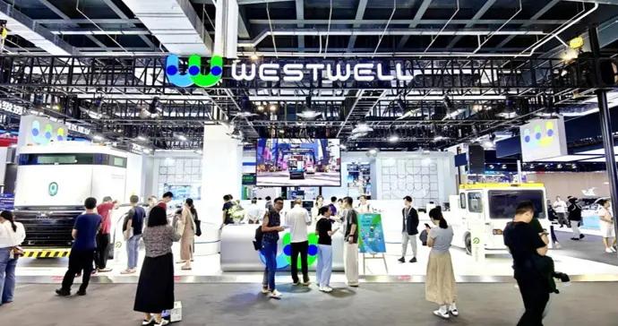 連續八年參展WAIC，Q-Truck已從《流浪地球2》跑到《流浪地球3》