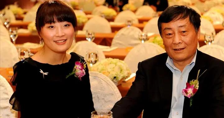 宗馥莉被父親設局，配合演戲再與弟妹虛以逶迤，杜建英被逼急了！