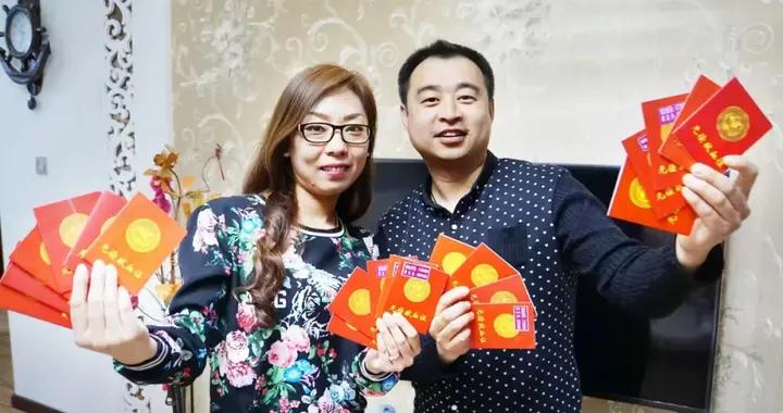 二十年“生命契約”：一對“熊貓俠侶”的熱血守望