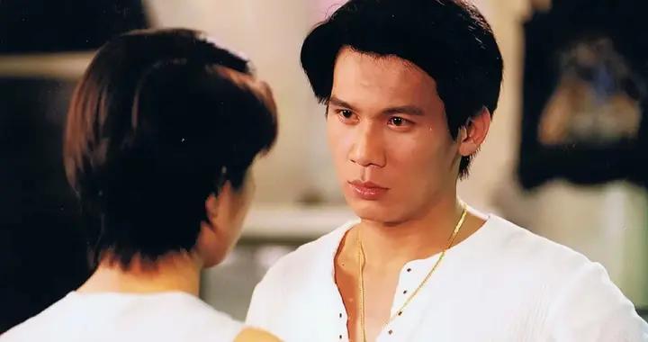 突發！“最帥展昭”甄志強在上海辭世，被曝因踢球引發心臟病