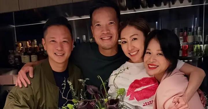 胡杏兒出手真大方,送胡定欣龍鳳金鐲慶新婚,對方腰臀凸出有孕感