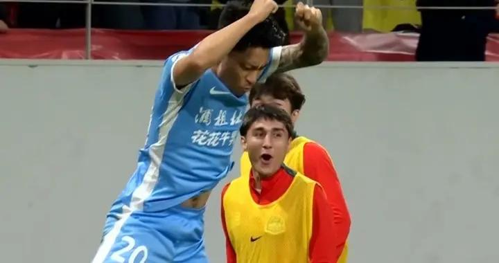 轟入制勝世界波送成都無緣爭冠，何超斬獲河南隊生涯首球