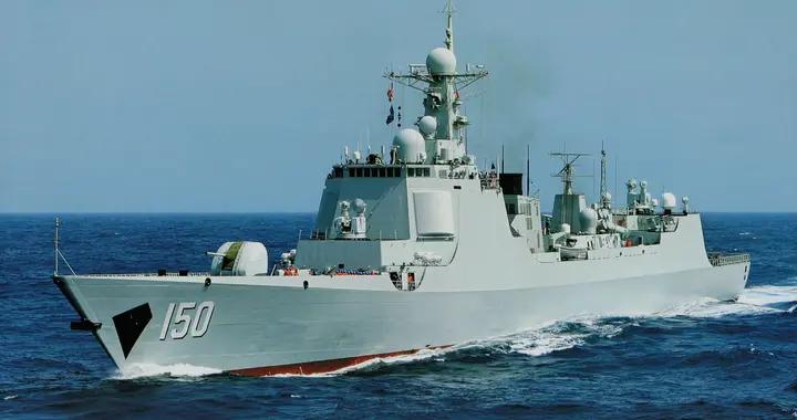 F125型護衛艦，052D型驅逐艦，都是7000噸，到底誰更強悍？