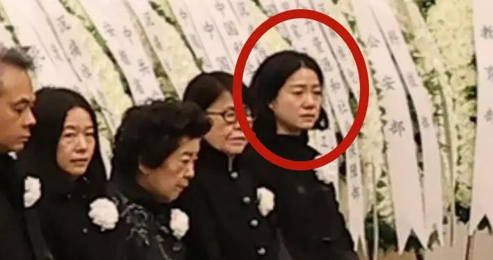 楊振寧葬禮結束後，醜陋的一幕發生了！