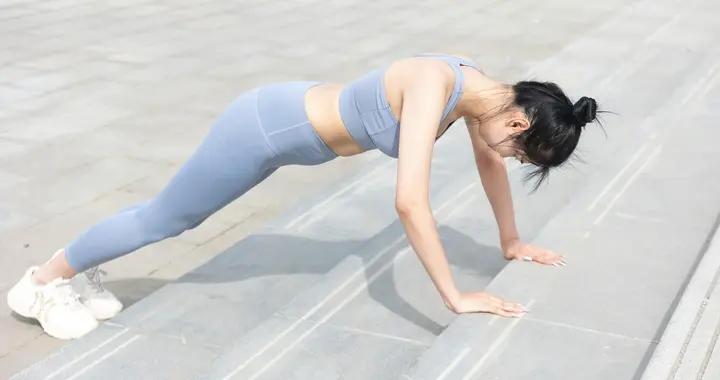 每天200個俯臥撐，能練出大胸肌嗎？俯臥撐的幾大好處