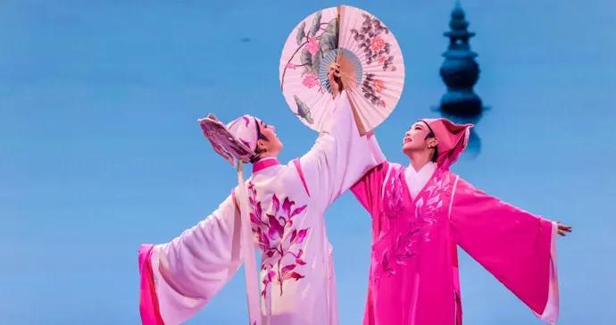 薪火相傳七十載！浙藝師生校友同臺演繹“代代相傳”