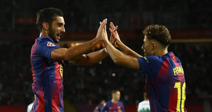 每體爲巴薩評分：費爾明8分最高，亞馬爾、拉什福德、費蘭7分