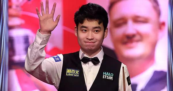 獨家專訪｜斯諾克世界Top16中唯一的00後，斯佳輝在喧囂和沉寂中成長