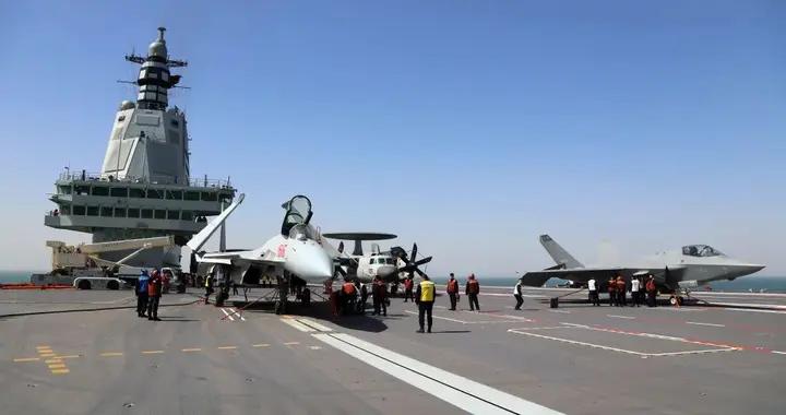 美記者曾問是否害怕中國航母，普京一句話回懟：現場掌聲雷動