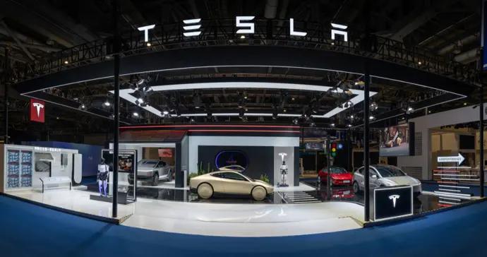 特斯拉亮相進博會：Cybercab亞太首秀，人形機器人2026年底量產