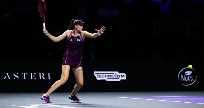 萊巴金娜2-1送蛋逆轉斯瓦泰克，收穫年終總決賽兩連勝