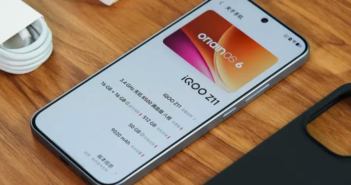 iQOO新機太強，9020mAh+165Hz+滿血芯片，上市就降到1699元