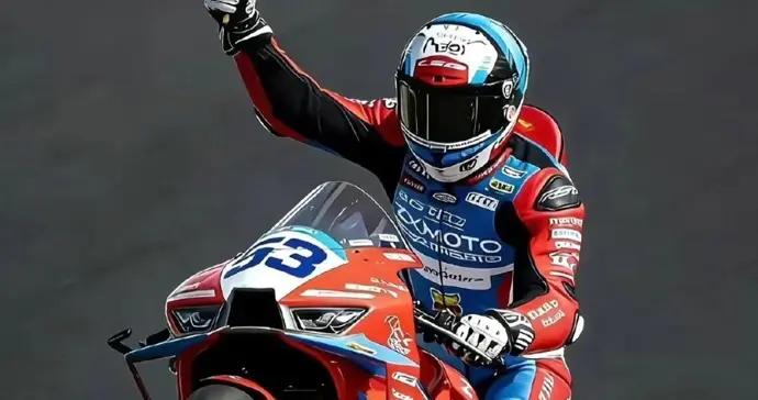 張雪機車創造歷史拿下兩連冠，從泥濘賽道跑出中國速度