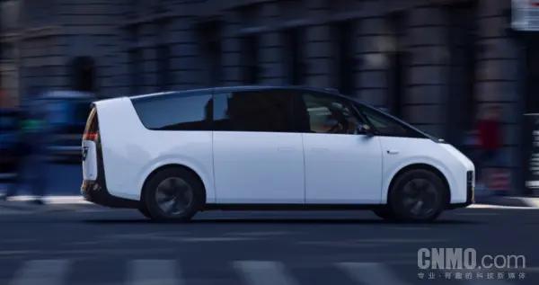 理想湯靖談特斯拉賽博皮卡設計：和MEGA一樣的科幻