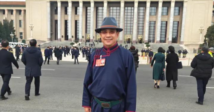 全國政協委員、內蒙古自治區蘇尼特左旗烏蘭牧騎隊長阿拉騰達來：烏蘭牧騎也是文旅融合的生力軍