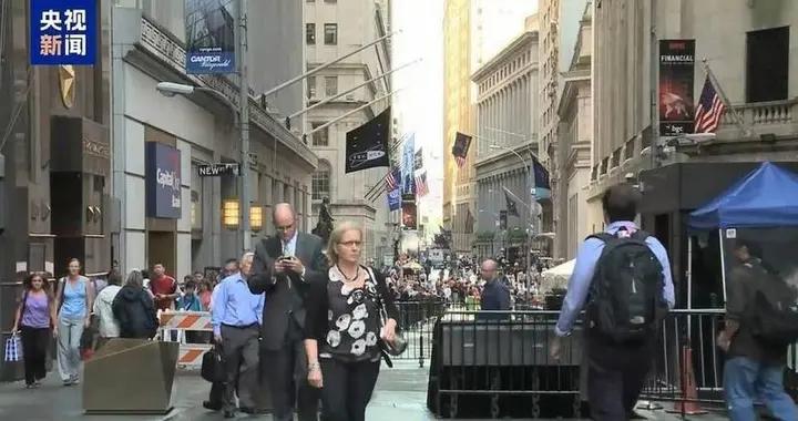 英媒查完嚇一跳：特朗普搶得滿頭大汗，中國卻在“悶聲發大財”？