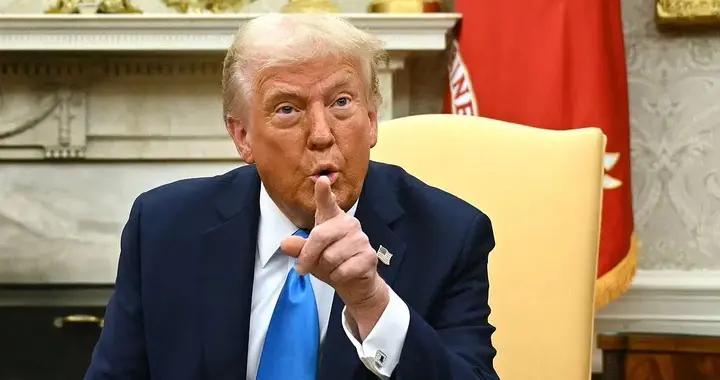 特朗普：對斯塔默感到“非常失望”