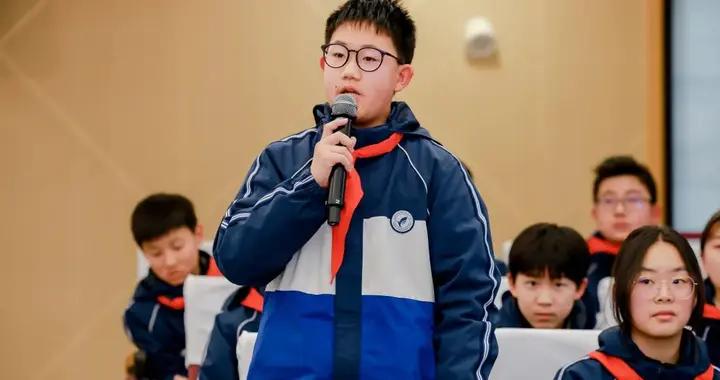 見證《榮光》！青浦區“理‘響’青春·上善少年”修身勵志講堂開啓“開學思政第一課”