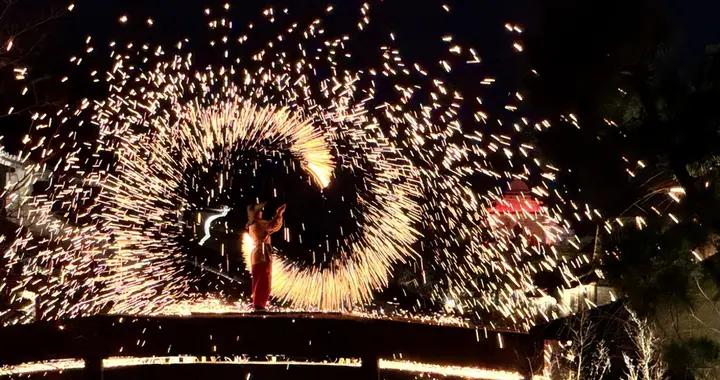 41歲單親網紅爸爸除夕中毒去世，揭開了窮人家最深最無奈的痛