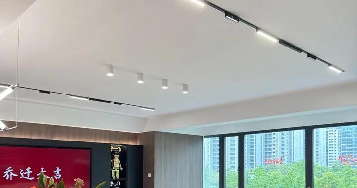 被流行的反骨設計給折服了，思路打開以後，才知道什麼叫實用