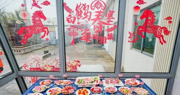 馬躍“莓”鄉鬧元宵，青浦白鶴鎮以非遺解鎖“莓”鄉元宵新體驗
