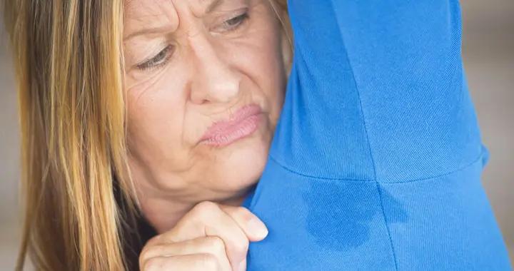 出汗真的跟疾病有關？醫生提醒：容易出汗的人，要排查這5種疾病