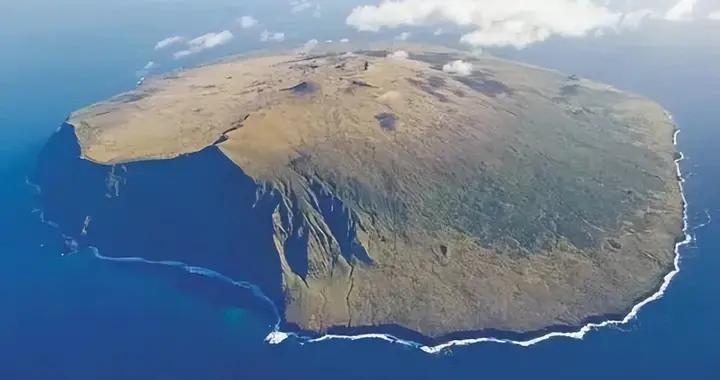 人類離開了，牛留下了，然後統治了這座島