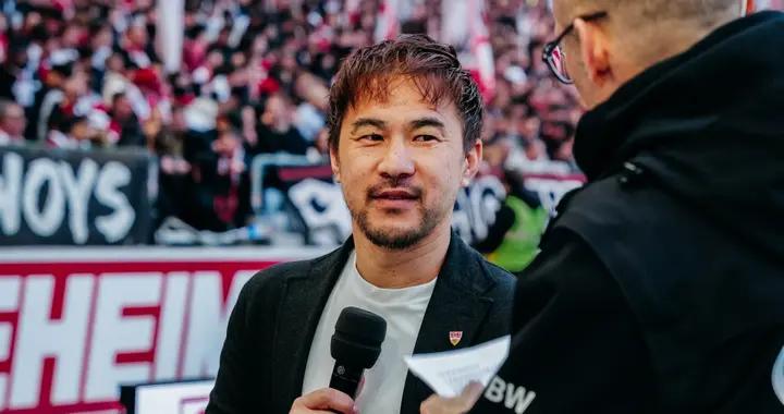 重返老東家，日本前國腳岡崎慎司回到斯圖加特主場觀看比賽