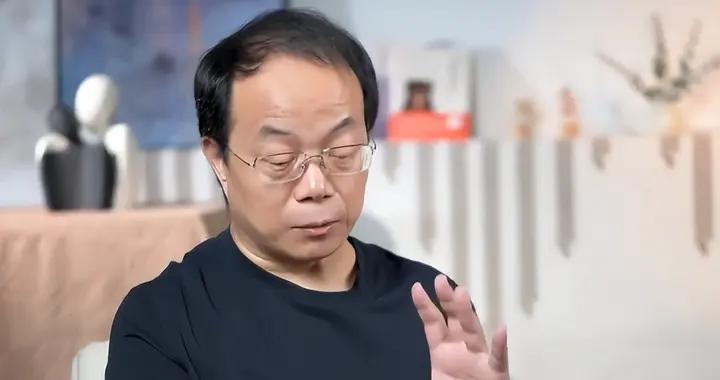 山東寶媽二胎生子，老公倒尿說：算你命好，要是生女兒讓你喝下去