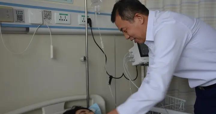 15年，四次手術，一個脣齶裂孤兒不再孤單