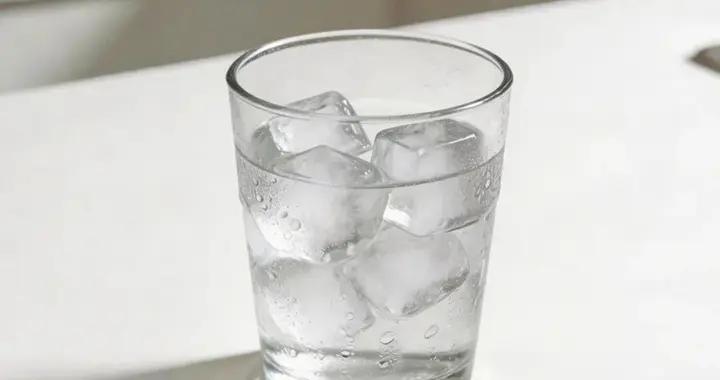 ​起牀後的第一杯水，藏着全天活力的祕密！喝對才養生