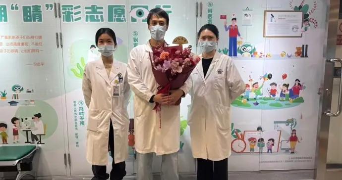 告別頻繁“眼內打針”的煎熬，眼底病治療迎來新希望