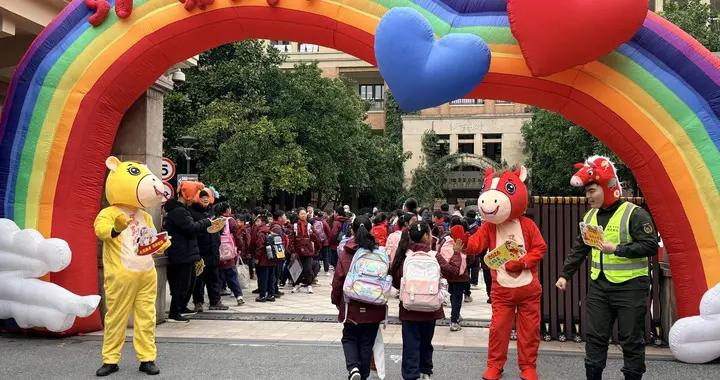 開學先“體檢”？杭州這所學校將健康置頂開學第一課