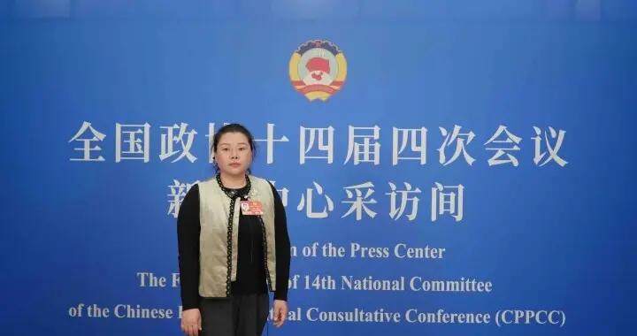 全國政協委員、建水紫陶燒製技藝省級代表性傳承人田靜：傳承好祖先留下的“高端製造”