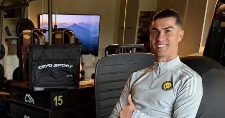 C羅社媒曬接受治療照片：正在恢復中，爲利雅得勝利加油