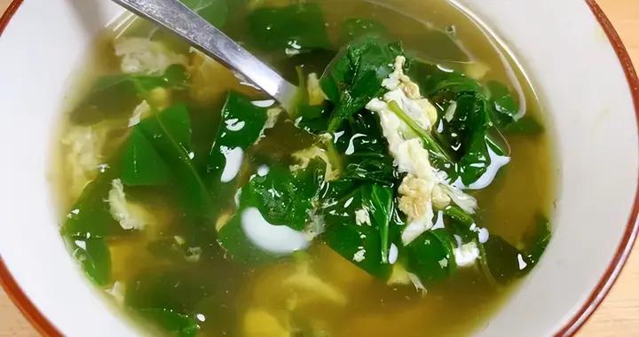 春天到了，給家人做碗枸杞葉蛋花湯，簡單又舒坦，鮮得掉眉毛！