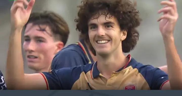 紐卡斯爾噴氣機2-1西悉尼流浪者，門將托馬斯頭球中框險絕平