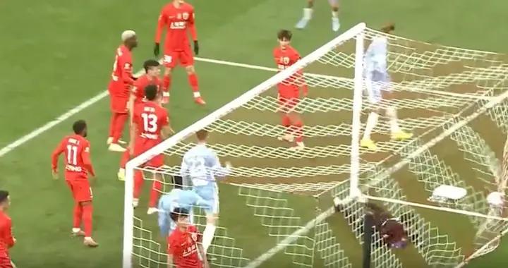 熱議河南勝海港：河南是真玩命；照這個踢法夏窗梅倫多又回了